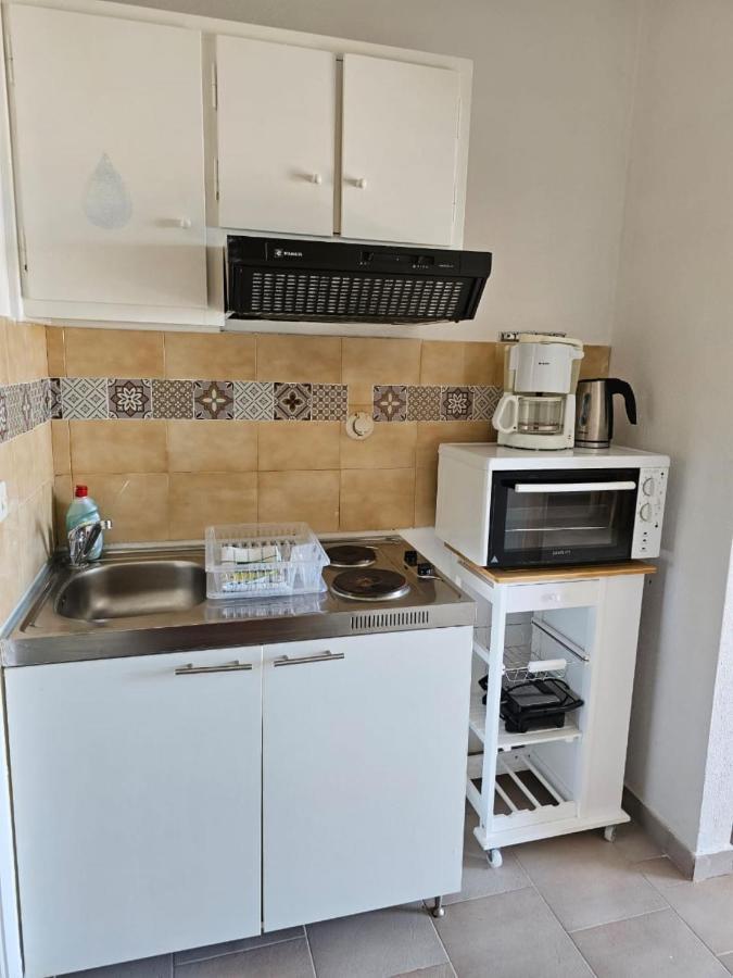 Standart Apartments , Glyfada Beach Buitenkant foto