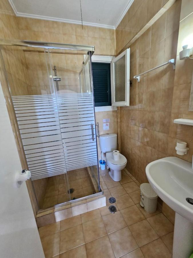 Standart Apartments , Glyfada Beach Buitenkant foto